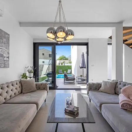 Beautiful In With Wifi *